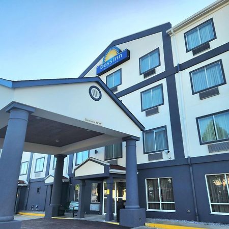 Days Inn By Wyndham Baton Rouge I-10 Prairieville Bagian luar foto