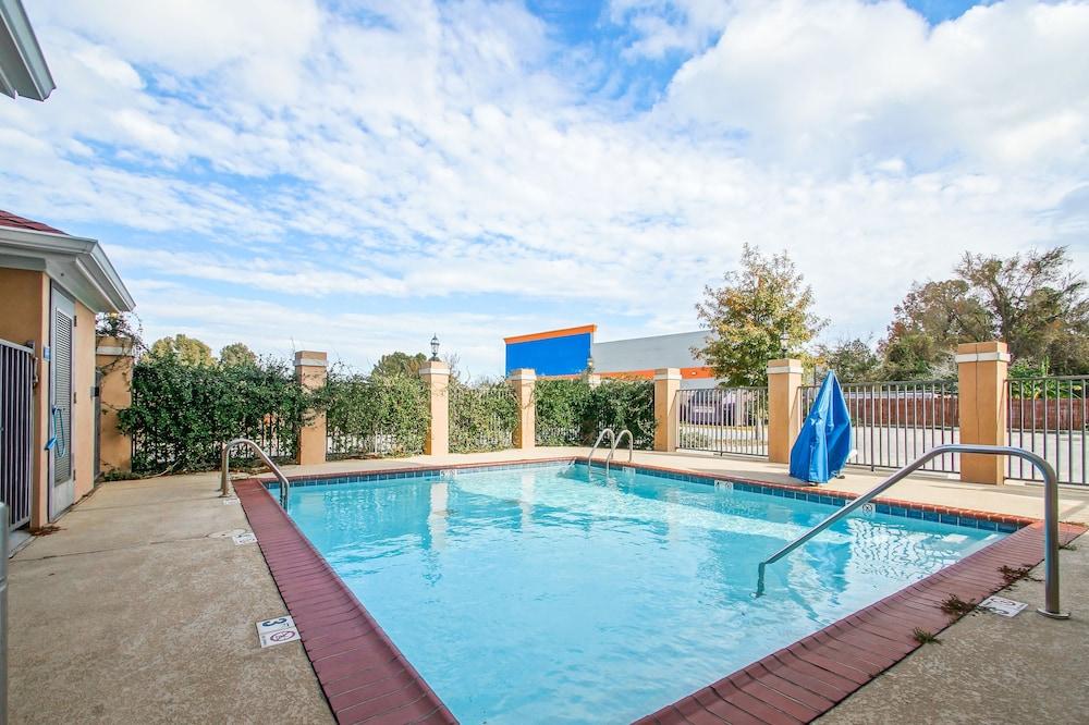 Days Inn By Wyndham Baton Rouge I-10 Prairieville Bagian luar foto