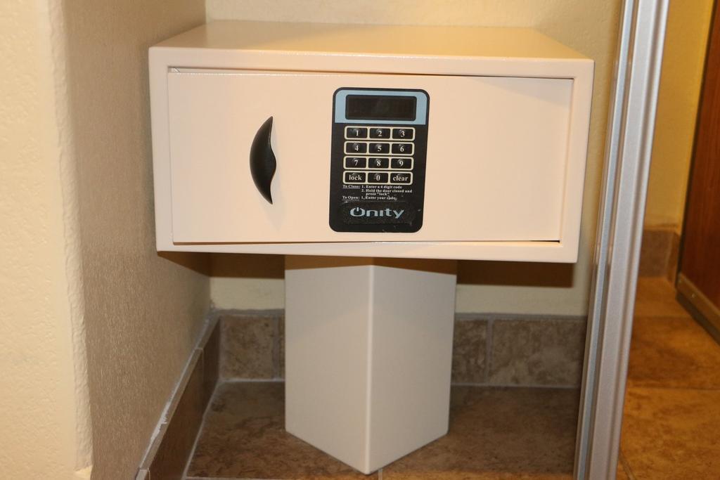 Days Inn By Wyndham Baton Rouge I-10 Prairieville Bagian luar foto