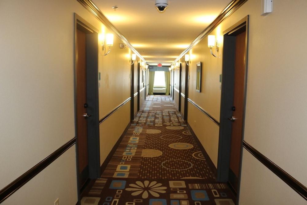 Days Inn By Wyndham Baton Rouge I-10 Prairieville Bagian luar foto