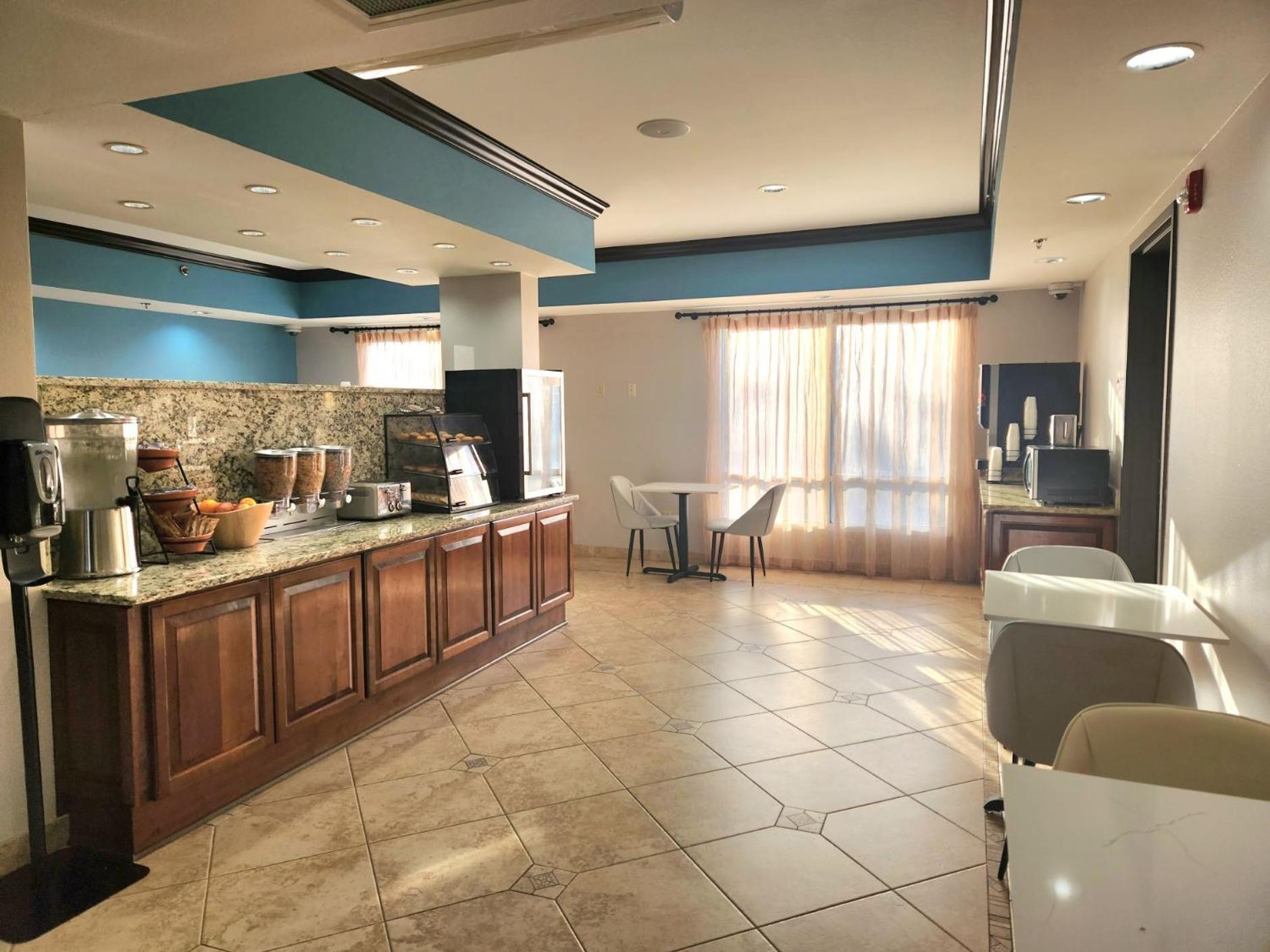Days Inn By Wyndham Baton Rouge I-10 Prairieville Bagian luar foto