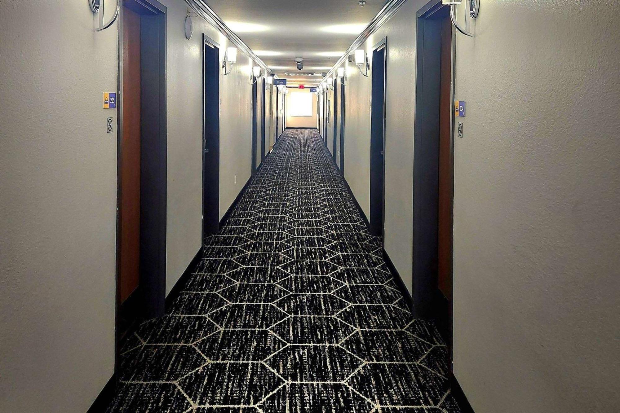 Days Inn By Wyndham Baton Rouge I-10 Prairieville Bagian luar foto