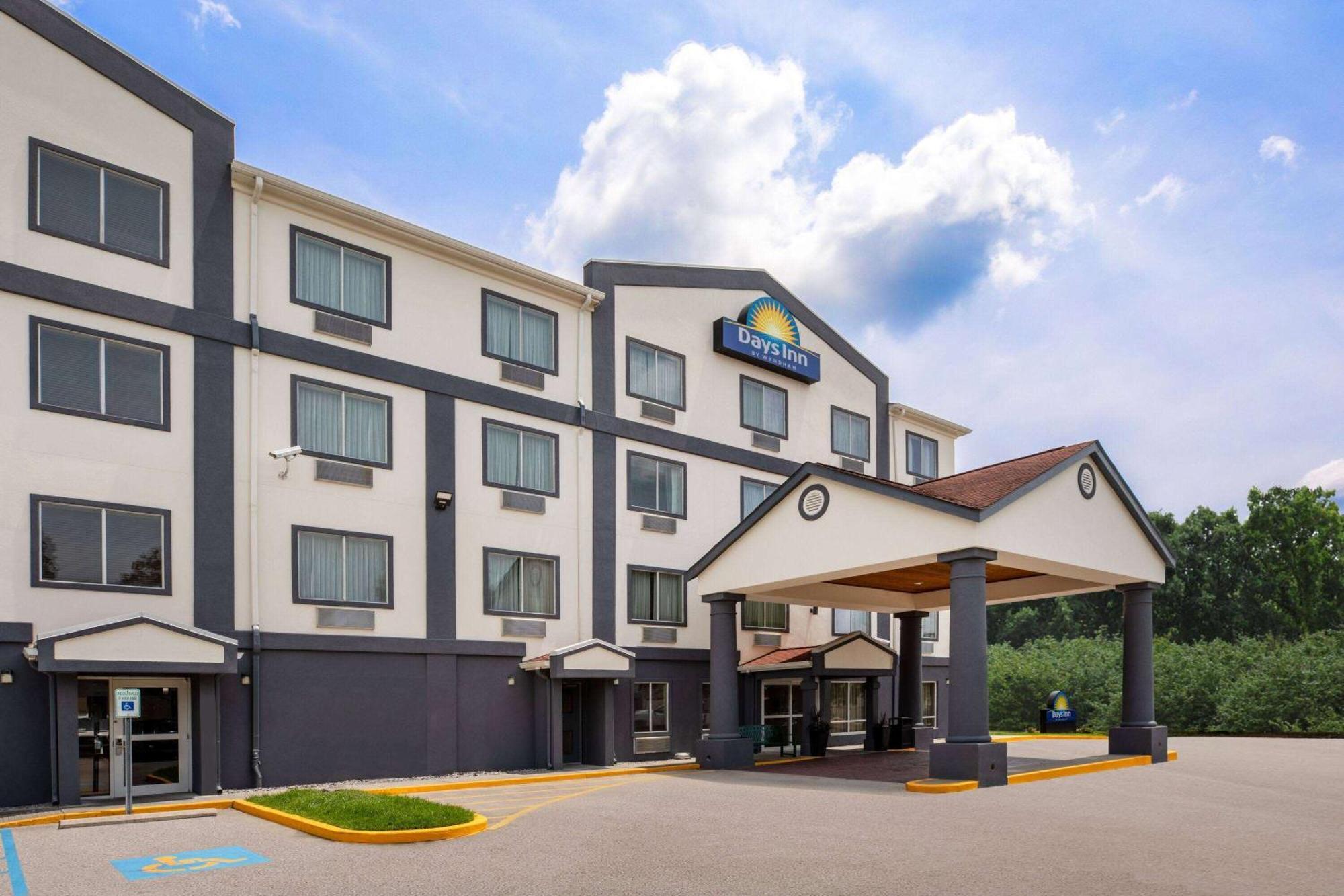 Days Inn By Wyndham Baton Rouge I-10 Prairieville Bagian luar foto